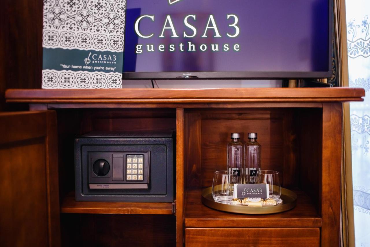Casa 3 Guesthouse Oradea Ngoại thất bức ảnh