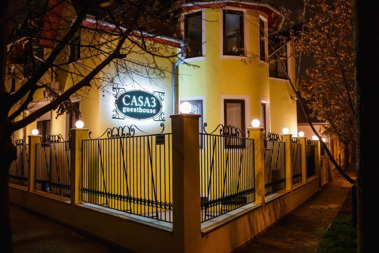 Casa 3 Guesthouse Oradea Ngoại thất bức ảnh